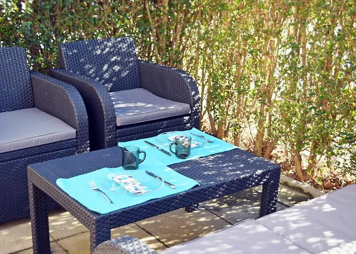 Lehar Апартаменты Шопрон